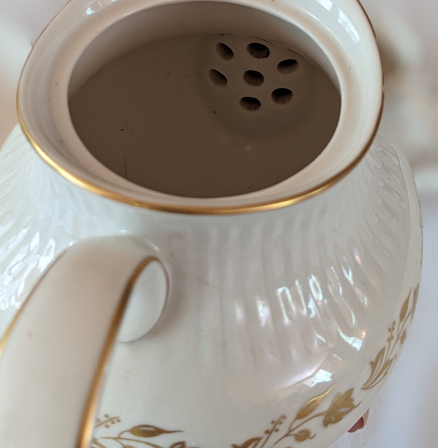 Royal Doulton vintage teapot, creamer, sugar bowl pattern TC 1006